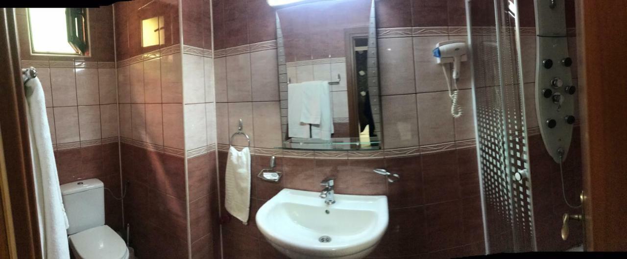 Hotel Bulevard Drobeta Turnu Severin Ngoại thất bức ảnh